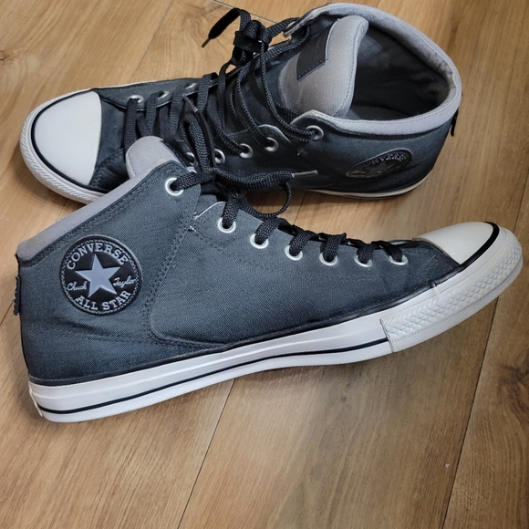 Converse Mid Tops - Picture 4 of 4